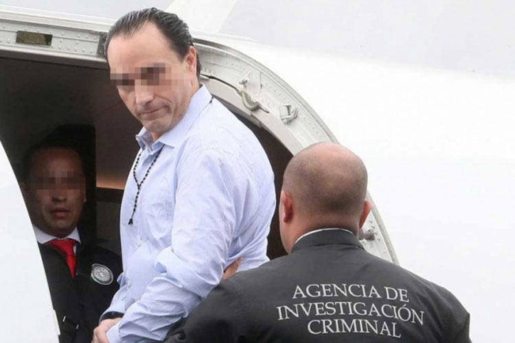 Acusan a Borge de regalar licencias para vender alcohol