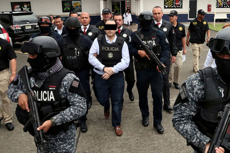 Vinculan a proceso a Roberto Borge