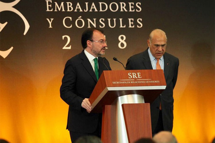 Videgaray pide a embajadores y cónsules neutralidad en comicios
