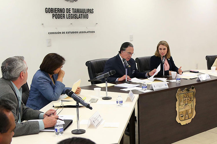 Aprueban en reforma asignar compensaciones Estatales