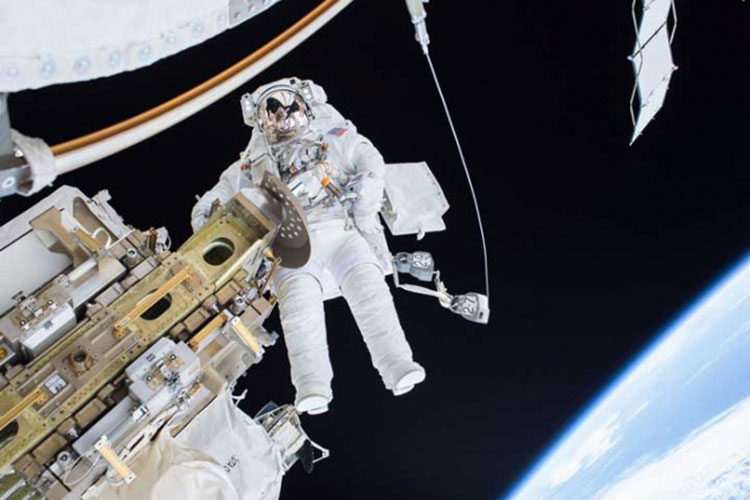 NASA transmitirá caminata espacial este viernes