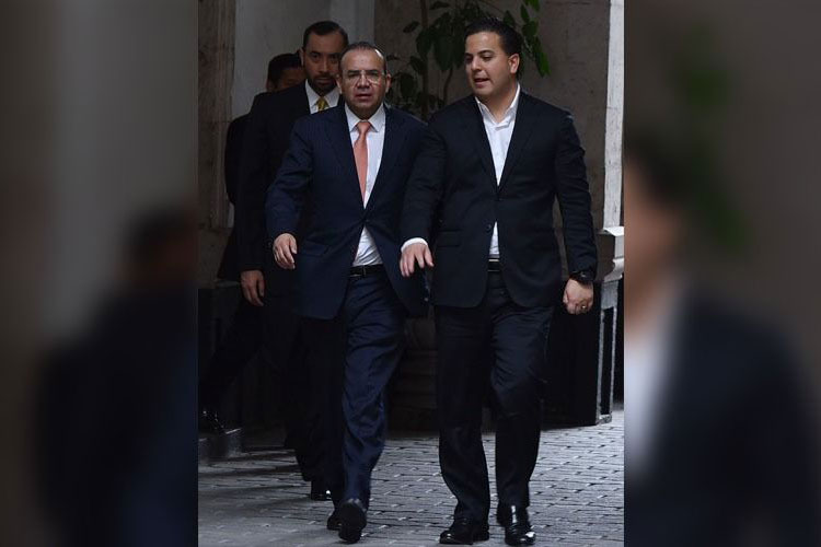 Navarrete Prida se reúne con líder del PAN