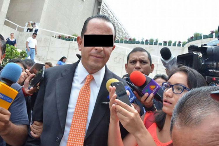 Vinculan a proceso a Arturo Bermúdez y 18 policías en Veracruz