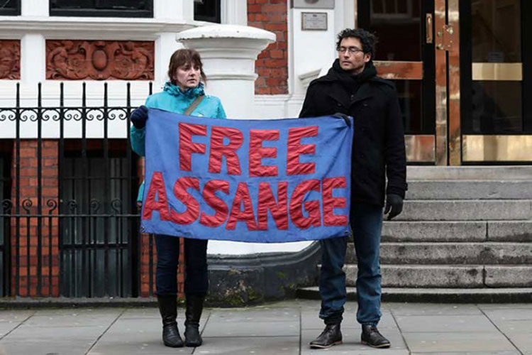 Justicia británica ratifica orden de detención contra Assange