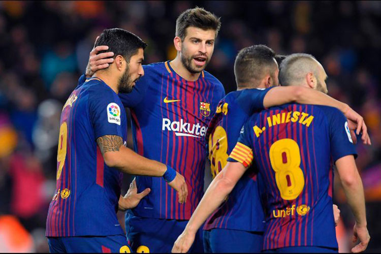 El Barça derrota al Valencia y toma ventaja en Copa
