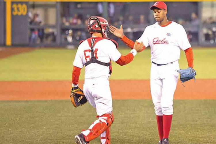 Cuba vence a México en Serie del Caribe