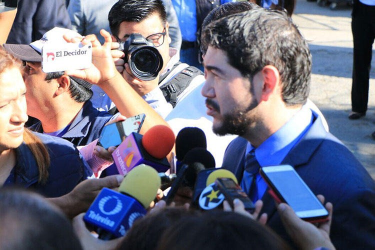 Acuerda SET con federación acelerar pago a maestros