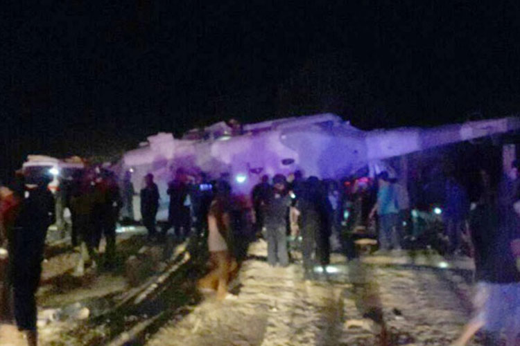 Cae helicóptero en el que viajaba titular de Segob, en Oaxaca