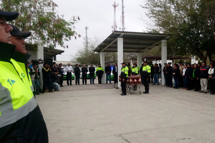 Despiden a Victoria, la agente que murió en cumplimiento de su deber