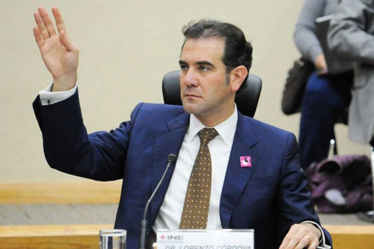 INE, sin facultades para brindar seguridad a precandidatos: Córdova