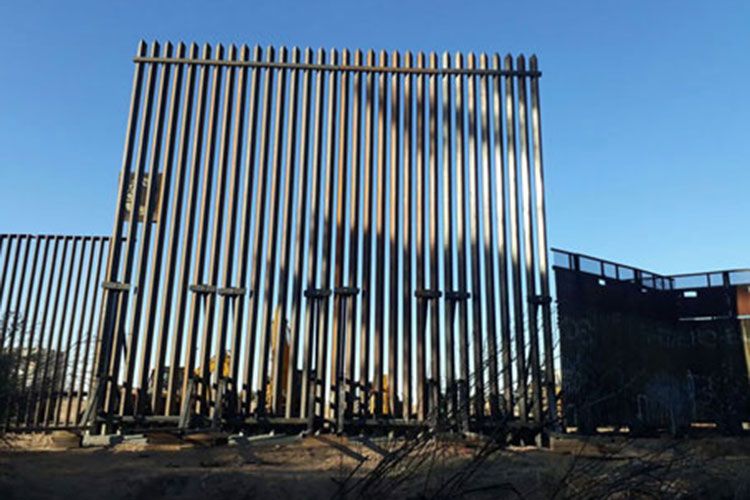 Desmesurado, el nuevo muro entre Calexico y Mexicali