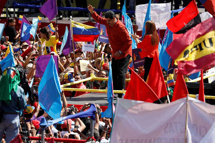 Maduro formaliza su candidatura para la reelección