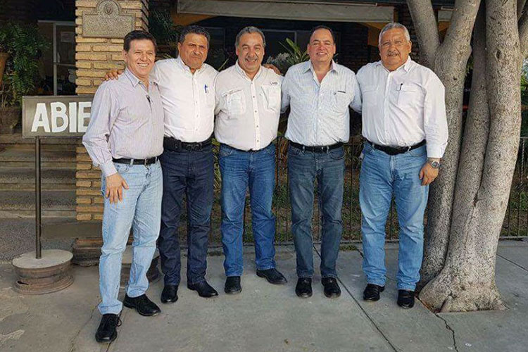 Acelera PRI ‘amarres’ en municipios complejos