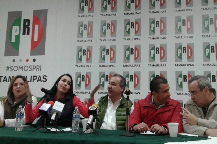 Candidatos del PRI van contra el hartazgo que generan los partidos