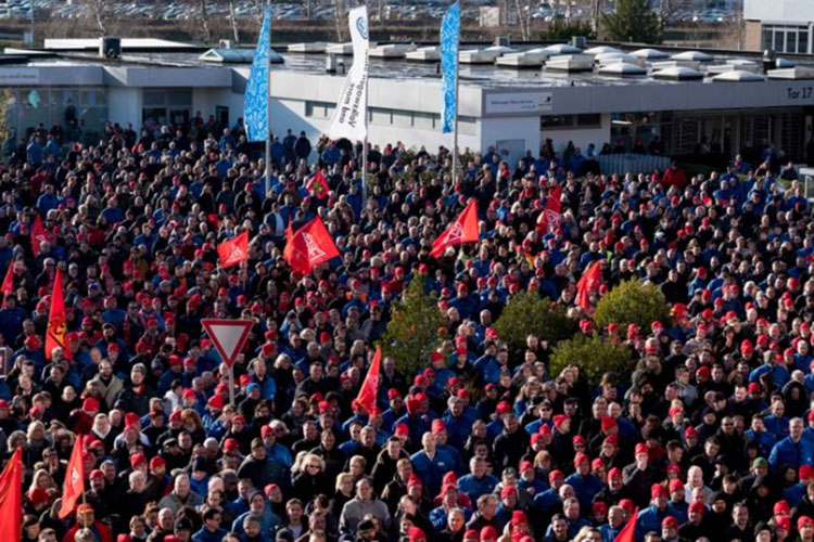 Huelga de industriales paraliza fábricas en Alemania