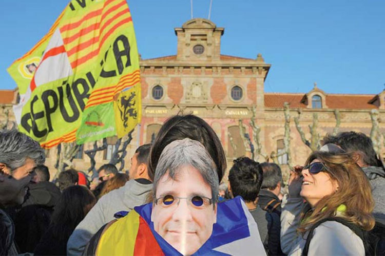 Buscan cambiar la ley para abrirle paso a Puigdemont
