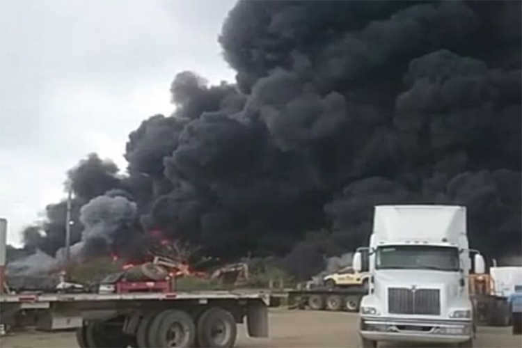 Incendio consume la empresa Tersa de Altamira