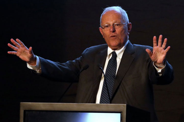 Congreso de Perú admite nuevo pedido para destituir a Kuczynski