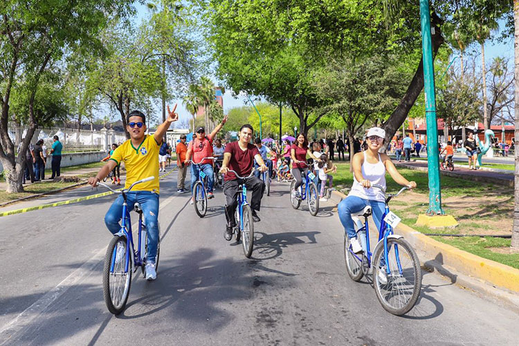 Se divierten miles de familias en ‘Domingo de Paseo por la Paseo’