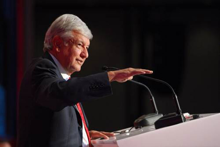 Extraña ruptura del candidato panista con Peña