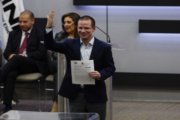 Se registra Ricardo Anaya como candidato presidencial