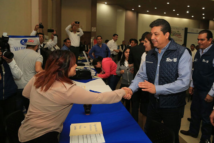 Reconoce Gobernador a mujeres tamaulipecas