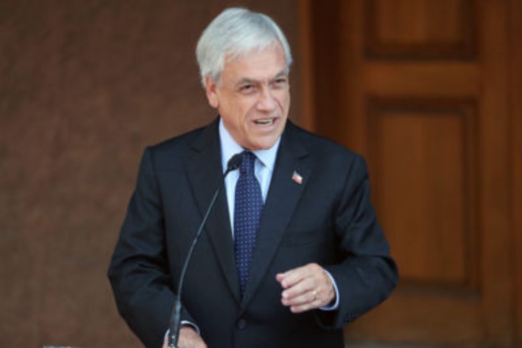 Sebastián Piñera asume la presidencia de Chile