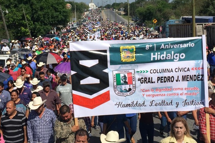 Celebran ocho años con consignas al gobierno de EPN