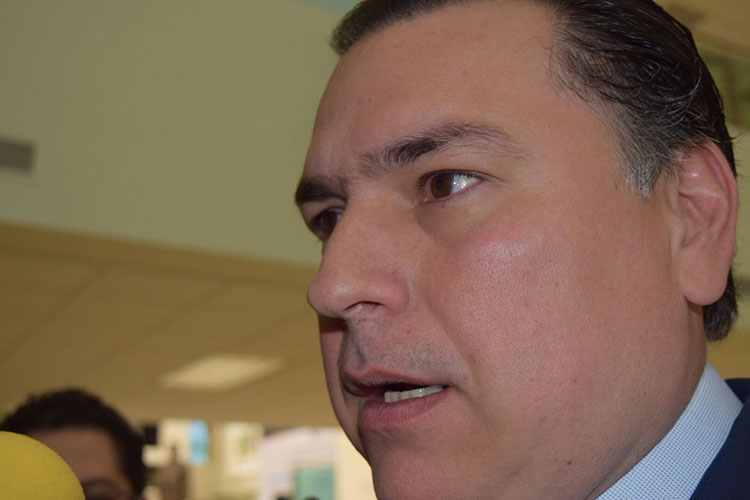 Renuncia Gerardo Peña al gabinete estatal