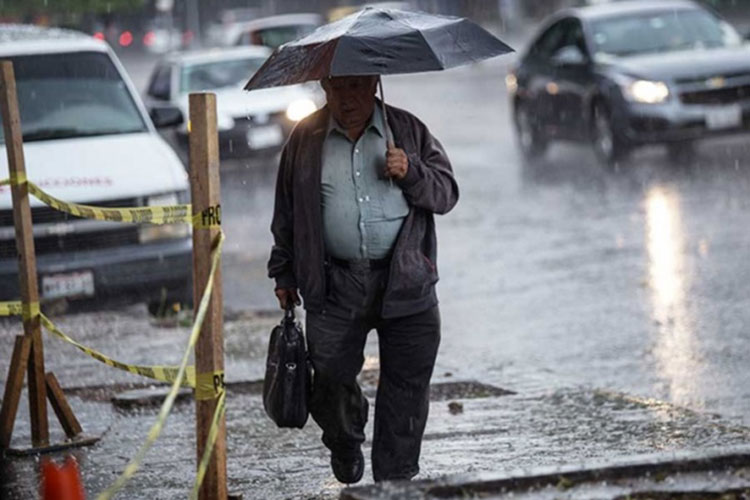 Prevé el SMN lluvias y fuertes vientos en el país
