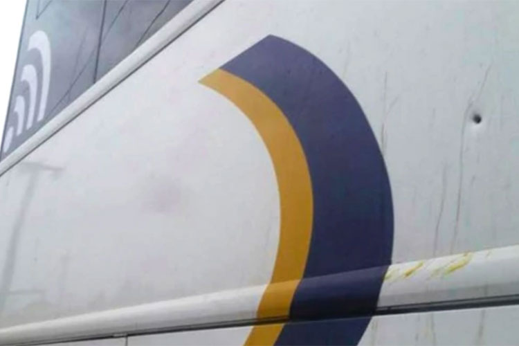 Balean caravana electoral de Lula Da Silva en Paraná, Brasil