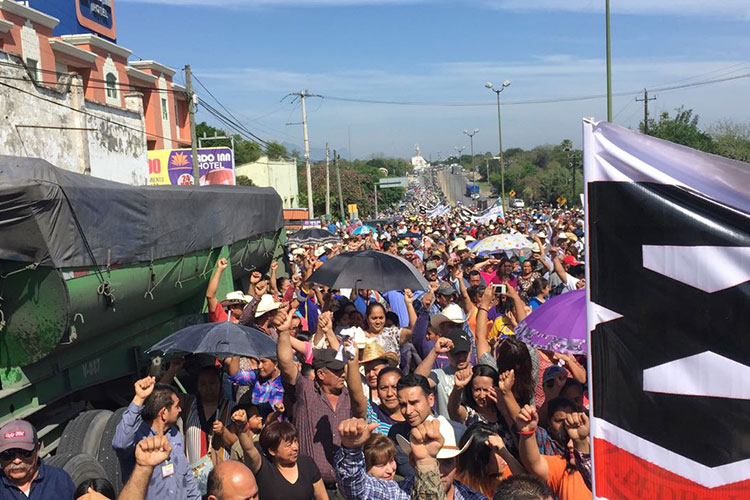 A Chuchín de la Garza le valen los reclamos