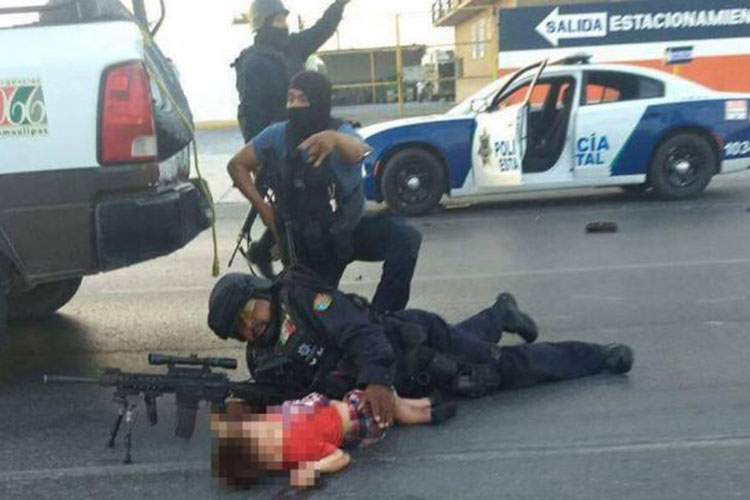 Protege Policía Estatal a niño en balacera de Reynosa