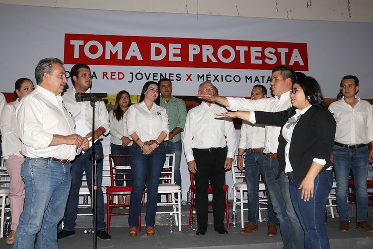 Toman protesta Red de Jóvenes por México