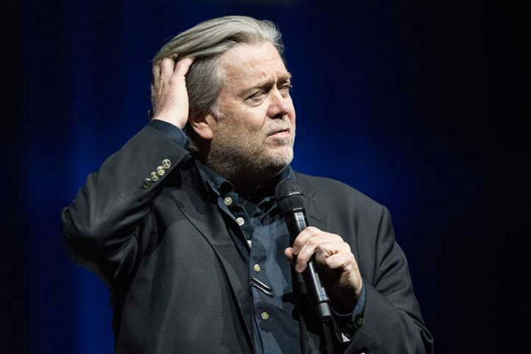 Steve Bannon va en auxilio de la ultraderecha en Francia