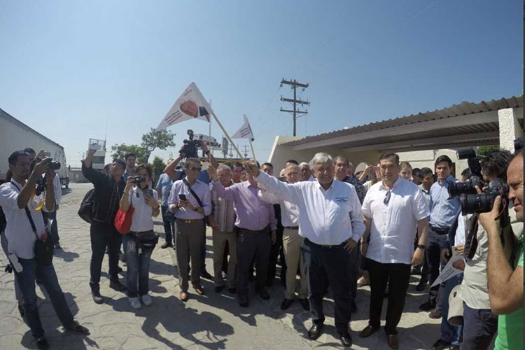 “Columna humana” si Trump militariza frontera: AMLO