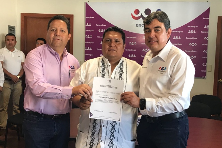 Regidor deja la independencia y es líder del PES