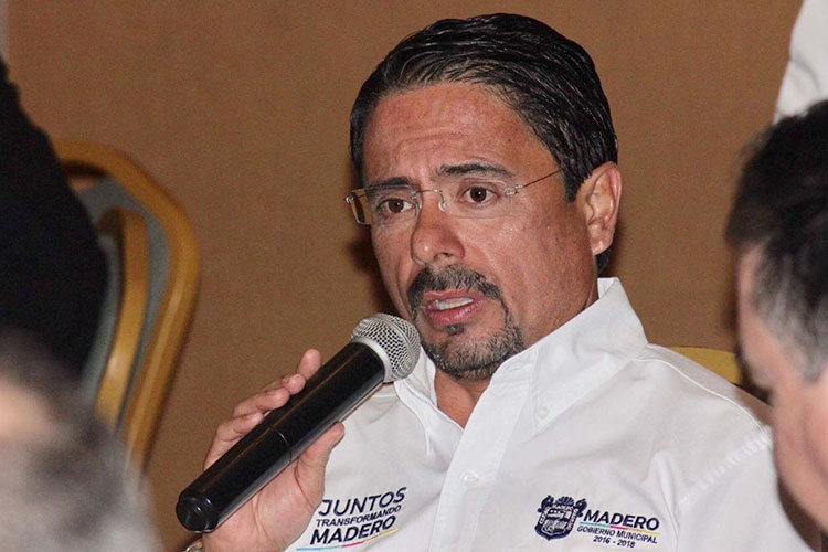 Renuncia equipo jurídico de Andrés Zorrilla