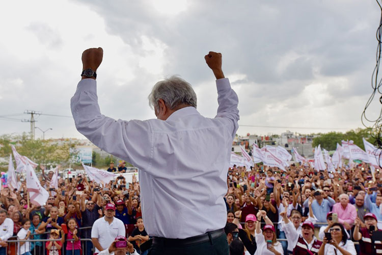Celebra AMLO respuesta de Peña a Trump