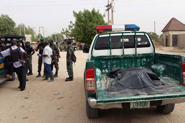 Asalto terrorista en Nigeria deja al menos 15 muertos