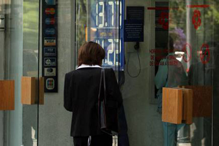 Crecieron 11% las quejas de clientes contra la banca