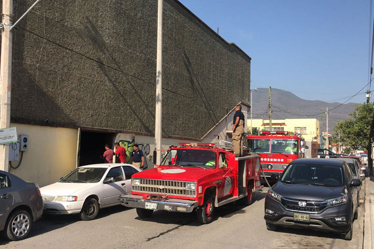 Se quema el Cine Avenida