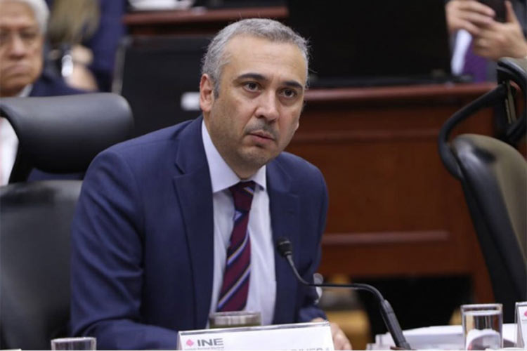 Acuerdan transmitir los tres debates presidenciales