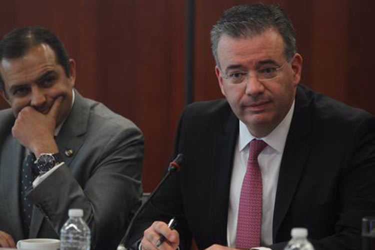 La transición política no pone en riesgo a  la economía: BdeM