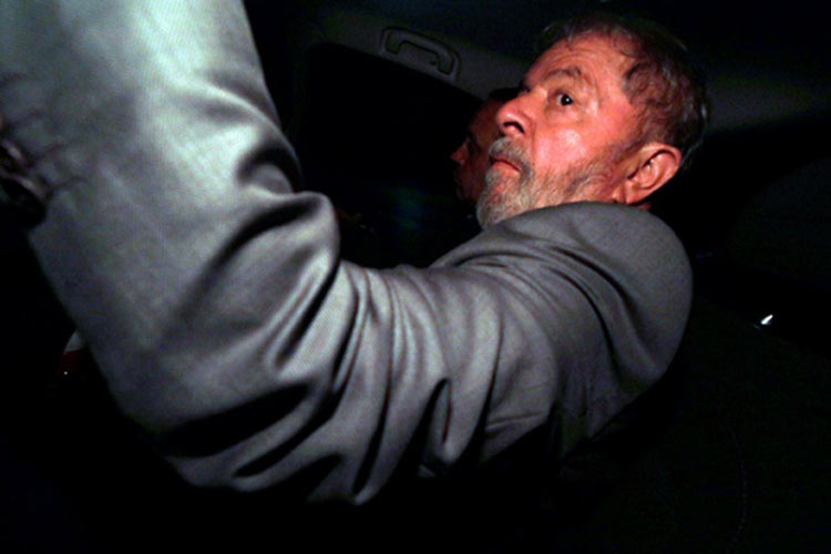 Se cierra el cerco en Brasil para encarcelar a Lula