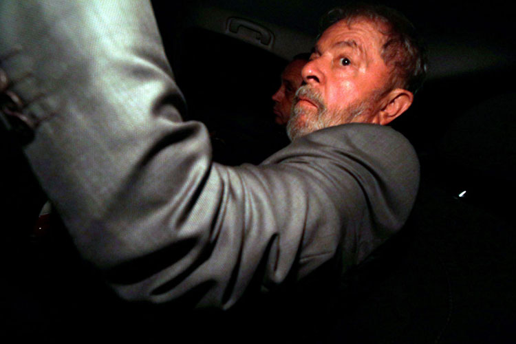 Juez ordena prisión para Lula da Silva