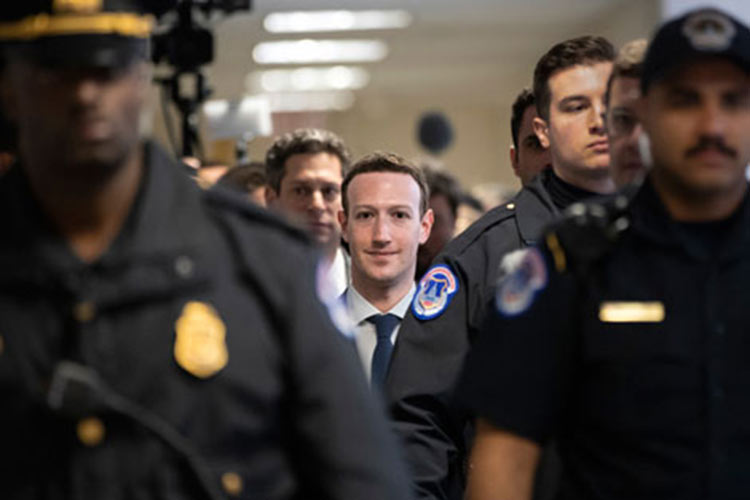 Falló Facebook en proteger datos, admite Zuckerberg