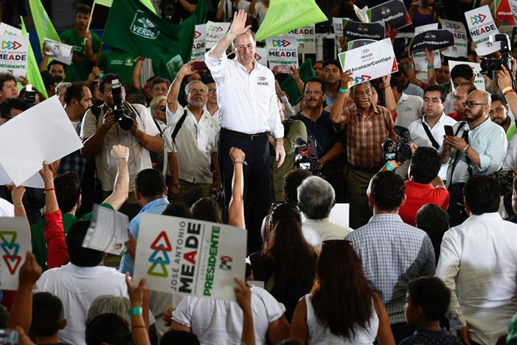 Urge Meade al Senado aprobar ley antifuero