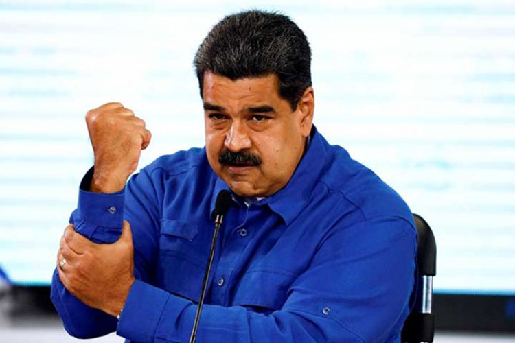 Maduro aparece 10 veces en la boleta electoral de Venezuela