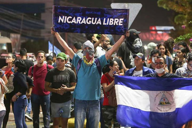 Nicaragüenses exigen ahora la salida del presidente Daniel Ortega